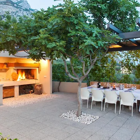 Vila Lukic Makarská