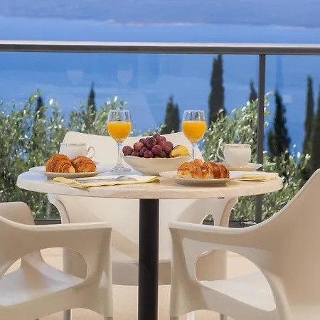 Villa Lukic Makarska