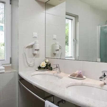 Lukic 마카르스카